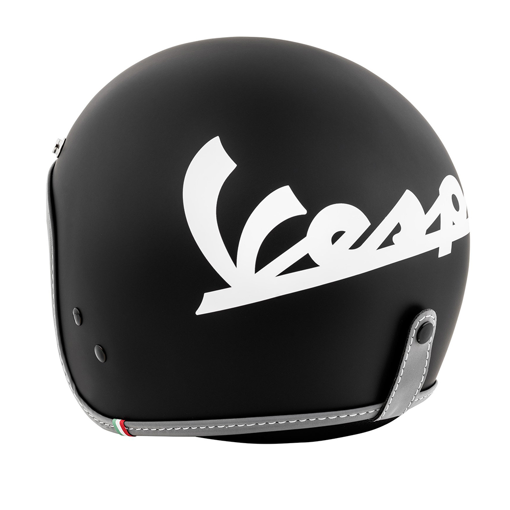 Vespa jet helmet Color black
