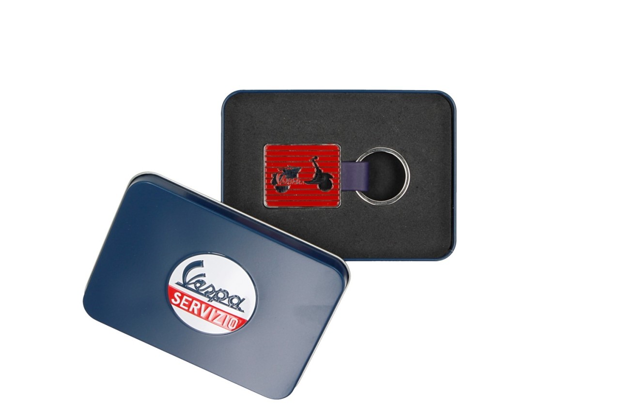 Vespa keychain, Vespa Servizio red