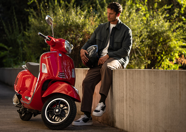 To category Vespa accessories